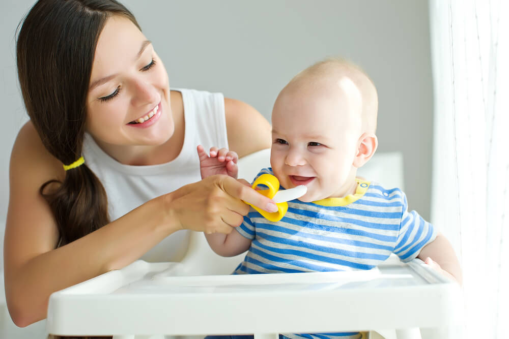 How to Care for Baby Teeth (Baby Teeth Care Tips) 34 Baby Teeth Care Tips